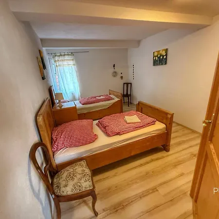 Apartment 3 Burghaslach