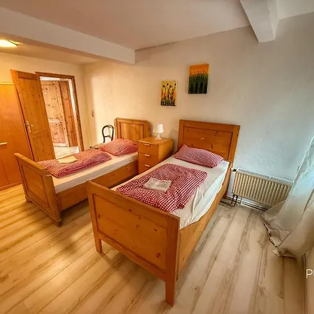 Apartment 3 *